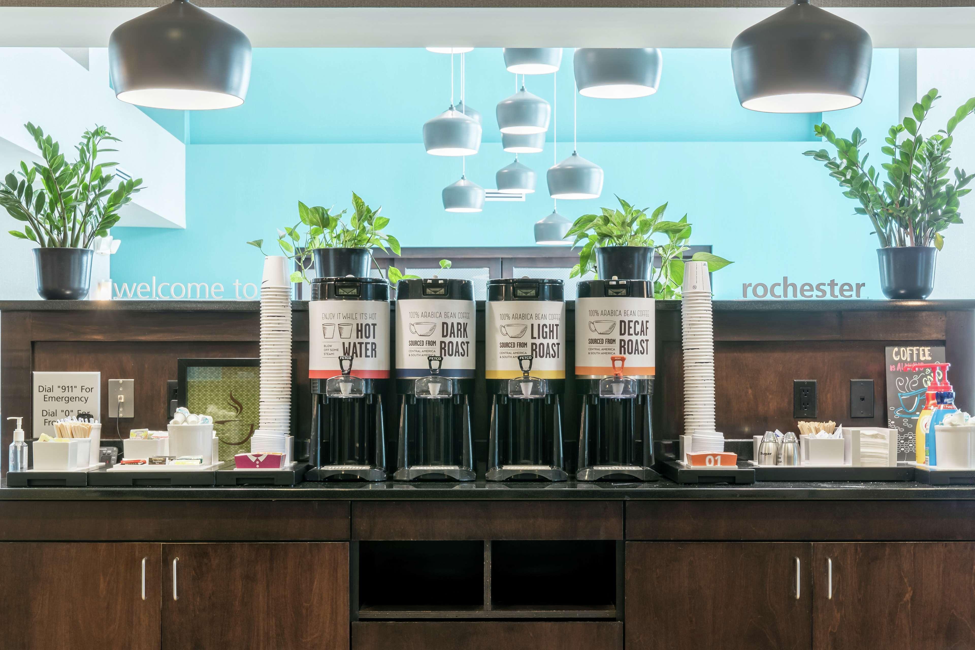 Hampton Inn & Suites Rochester-North Экстерьер фото