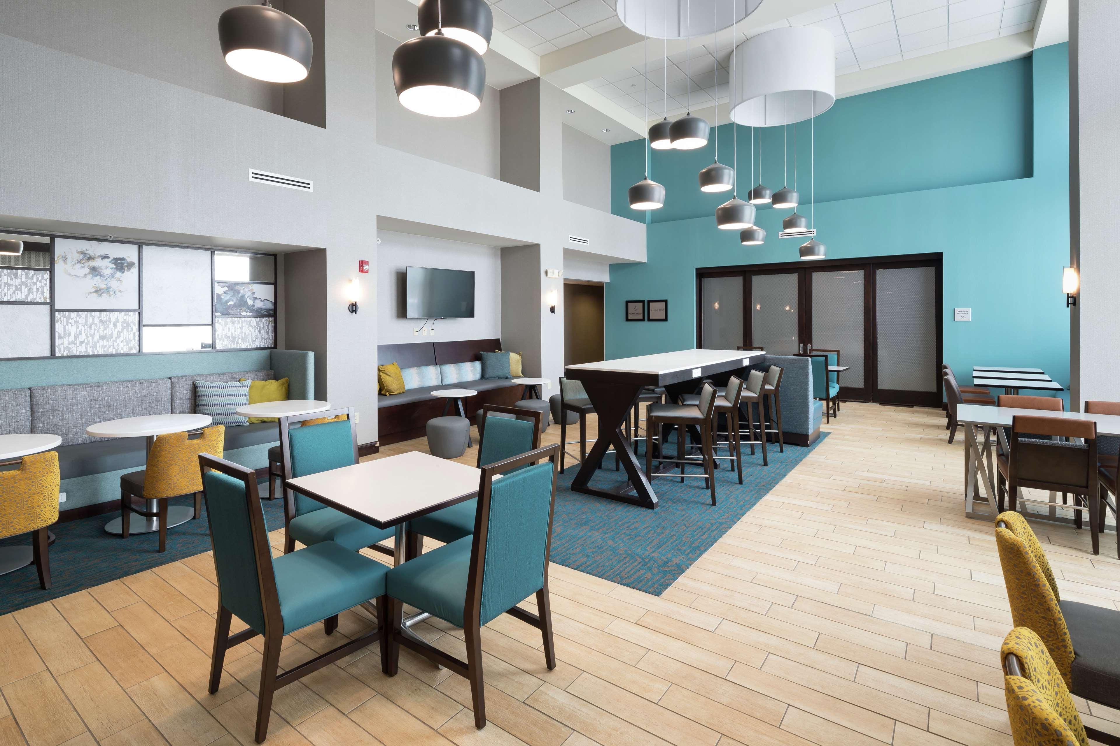 Hampton Inn & Suites Rochester-North Экстерьер фото