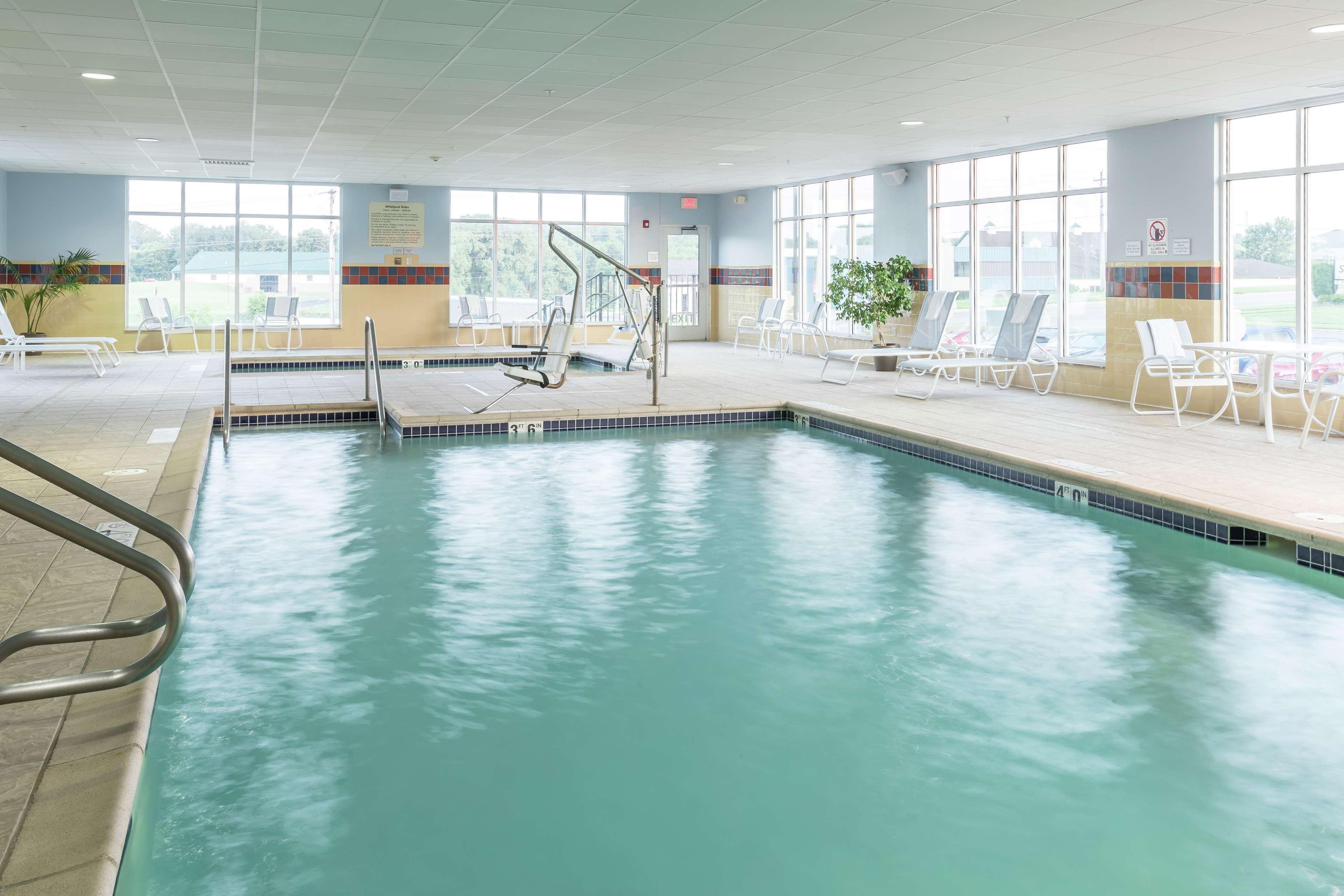 Hampton Inn & Suites Rochester-North Экстерьер фото
