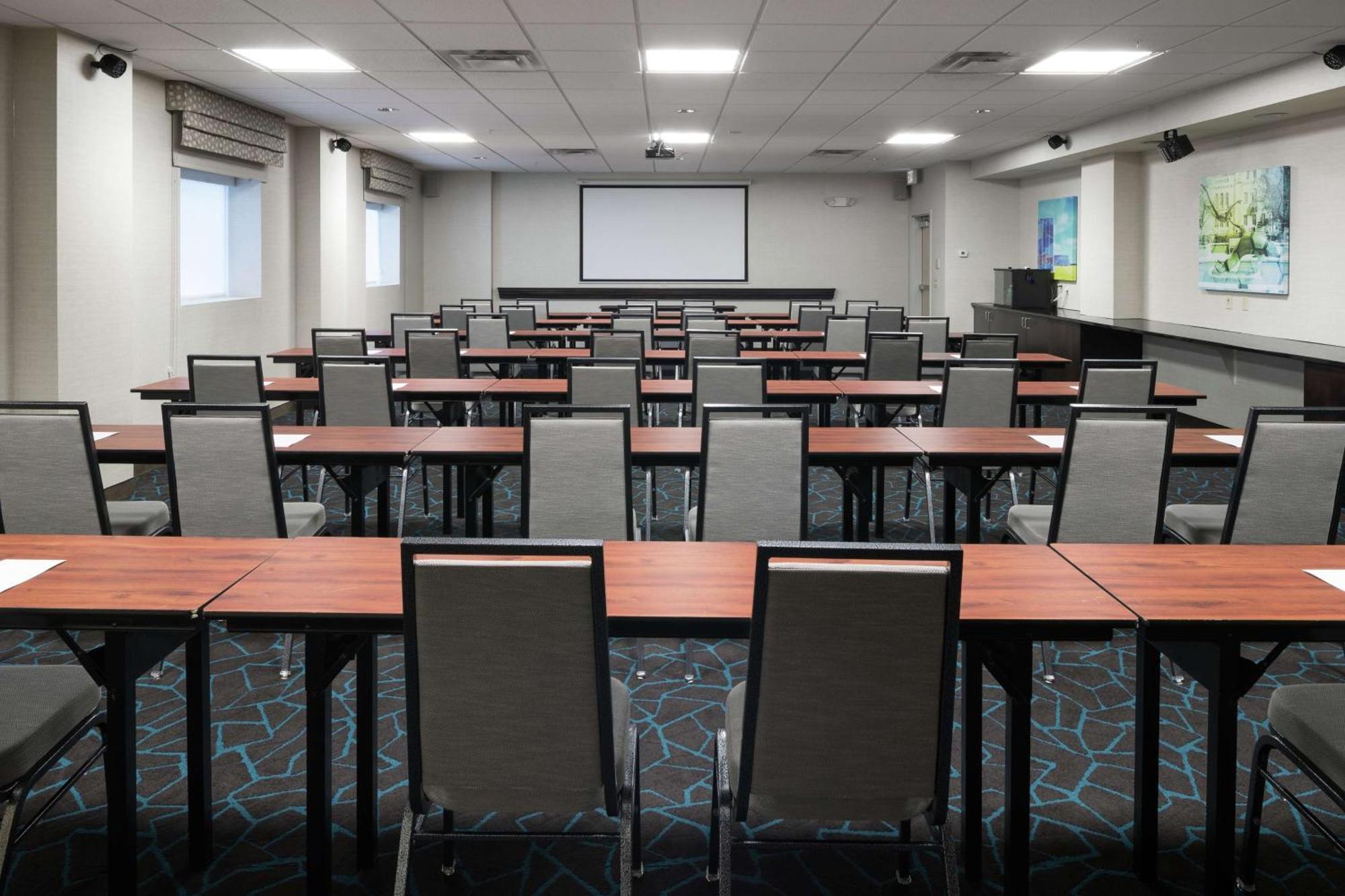 Hampton Inn & Suites Rochester-North Экстерьер фото