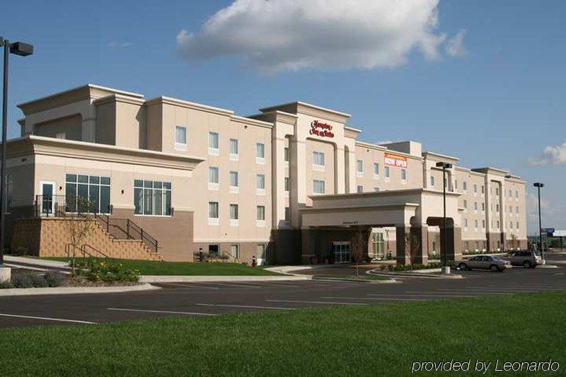 Hampton Inn & Suites Rochester-North Экстерьер фото